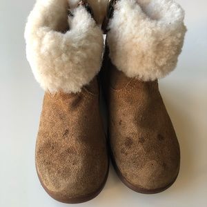 Ugg Jorie toddler boots - size 8